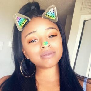 Meet your Posher, Jazmine